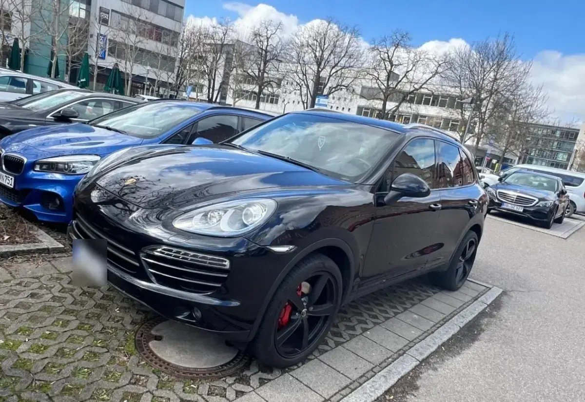 Usata Porsche Cayenne 245 CV (180 kW) 2012 Nero SUV