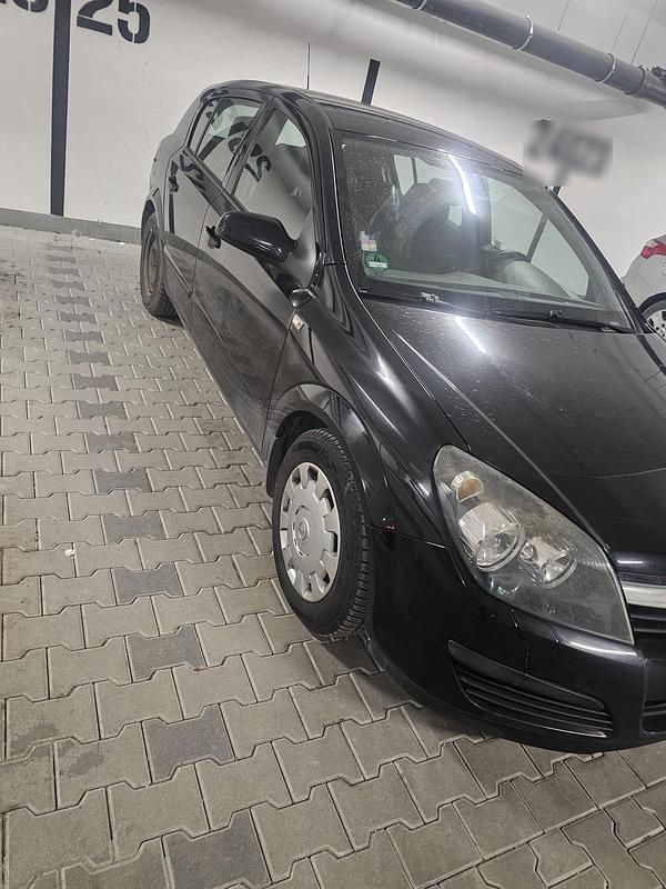 Gebraucht Opel Astra 105 PS (77 kW) 2007 Schwarz Limousine