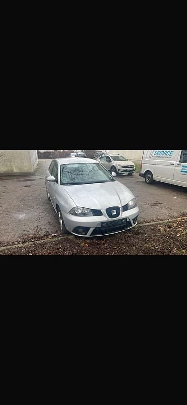 Silber Gebraucht 2007 Seat Ibiza Kleinwagen | 899 € (Superpreis) - Bild 1/4