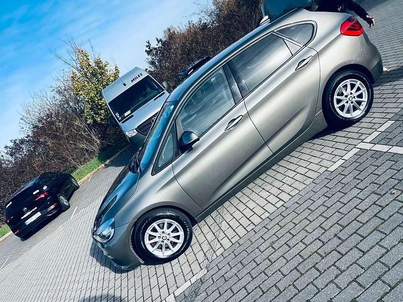 Gebraucht BMW 218 M Sport 150 PS (110 kW) 2015 Kombi