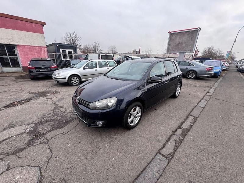 Gebraucht VW Golf VII Style 122 PS (89 kW) 2012 Blau Limousine