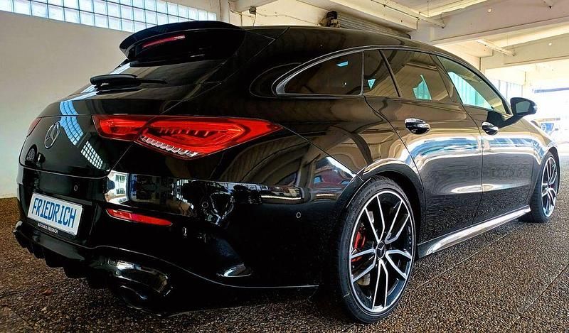 Gebraucht Mercedes CLA35 AMG Shooting Brake AMG 306 PS (225 kW) 2022 Schwarz Kombi