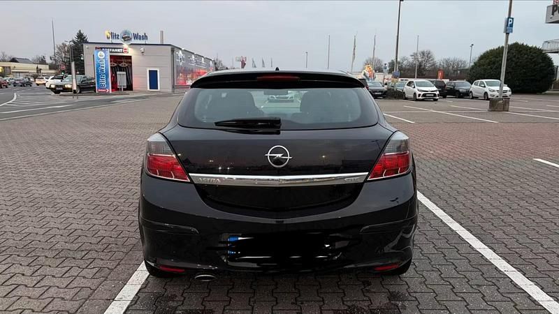 Gebraucht Opel Astra 125 PS (91 kW) 2005 Schwarz Kleinwagen
