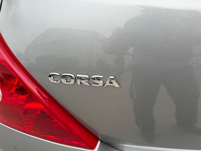 Gebraucht Opel Corsa 85 PS (62 kW) 2012 Grau Kleinwagen