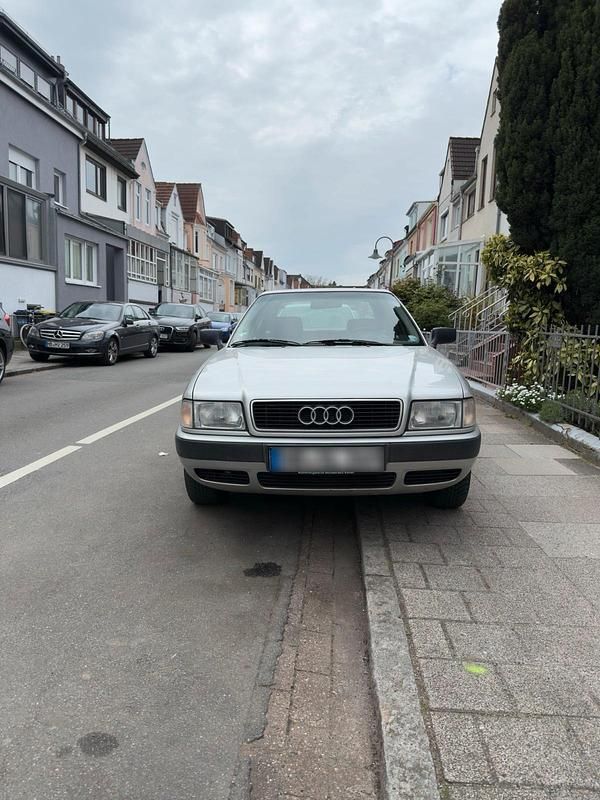 Second-hand Audi 80 90 CP (66 kW) 1994 Argintiu Berlinǎ