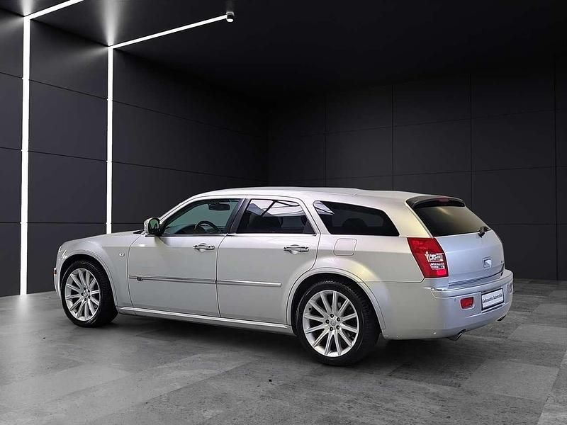 Usado Chrysler 300C Touring 218 CV (160 kW) 2011 Gris Familiar