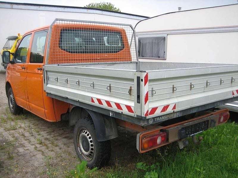 Usata VW T5 131 CV (96 kW) 2008 Arancione Furgone