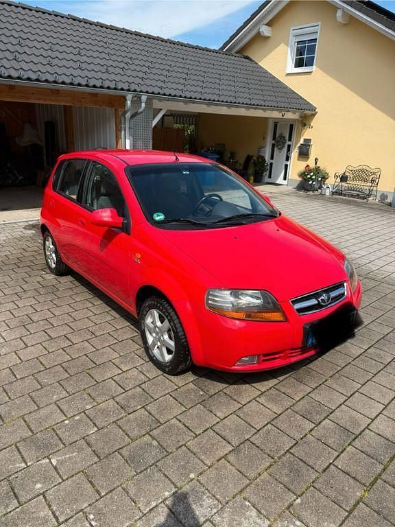 Rot Gebraucht 2005 Chevrolet Kalos SX Limousine | 1.399 € (Fairer Preis) - Bild 1/4
