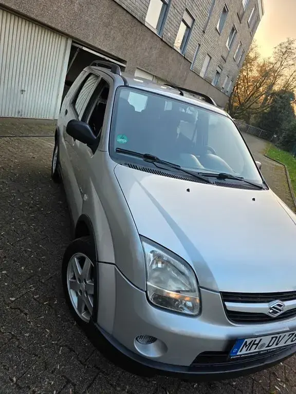 Occasion Suzuki Ignis Comfort 99 ch (72 kW) 2005 Argent Citadine