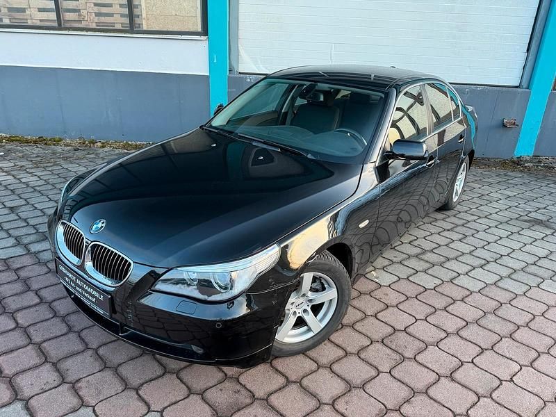Gebraucht BMW 523 Sport Line 177 PS (130 kW) 2007 Schwarz Limousine