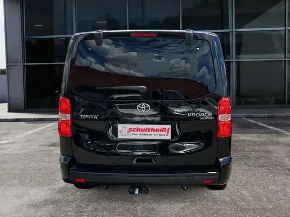 Gebraucht Toyota Proace Verso Executive 177 PS (130 kW) 2023 Graphitschwarz metallic Kombi