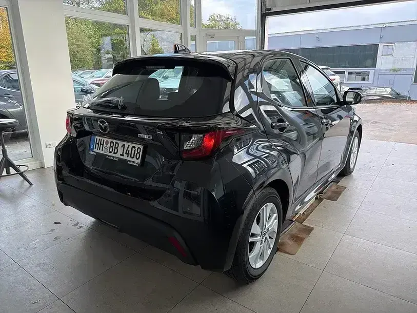 Gebraucht Mazda 2 Center-Line 116 PS (85 kW) 2025 Schwarz Limousine