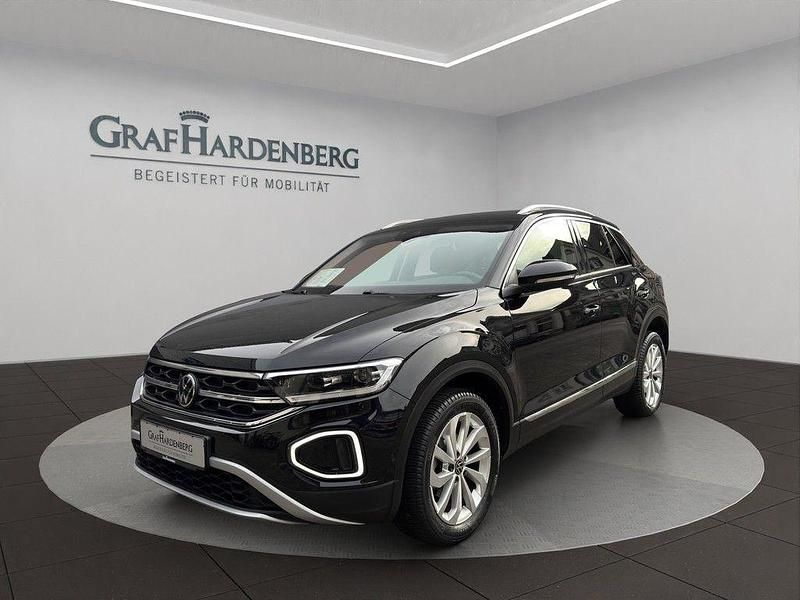 Schwarz Gebraucht 2023 VW T-Roc Style SUV | 25.555 € (Fairer Preis) - Bild 1/4