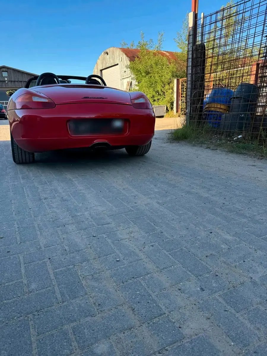 Gebraucht Porsche Boxster 204 PS (150 kW) 1997 Rot Cabrio