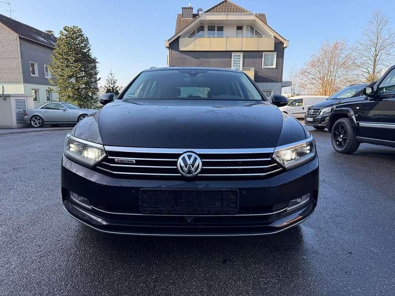 Gebraucht VW Passat Alltrack Highline 239 PS (175 kW) 2016 Deep black perleffekt Kombi