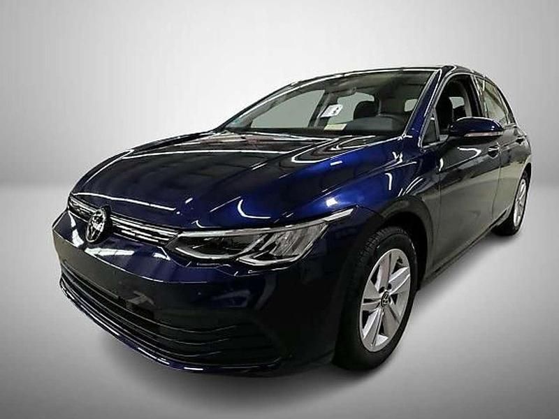 Blau Gebraucht 2022 VW Golf VIII Life Limousine | 18.999 € (Superpreis) - Bild 1/3