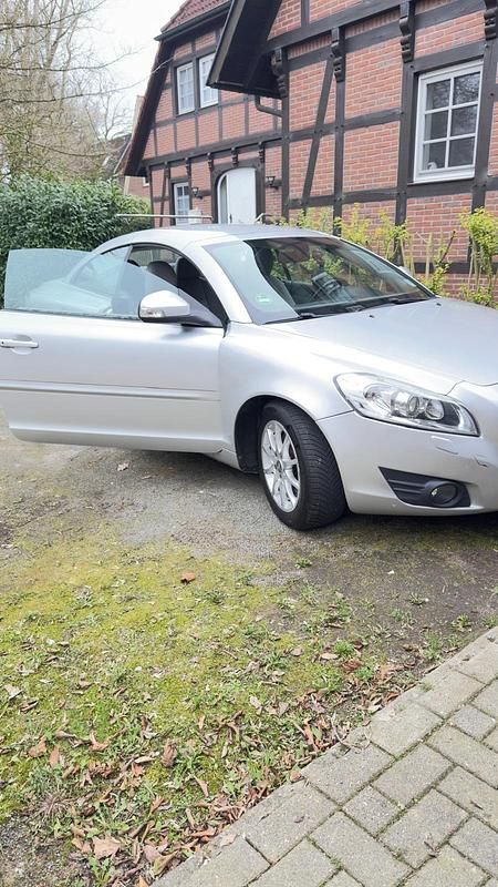 Gebraucht Volvo C70 136 PS (100 kW) 2010 Silber Cabrio