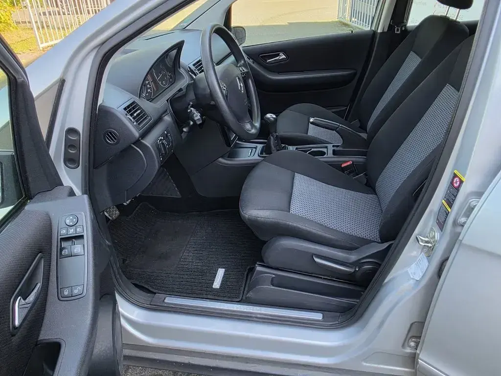 Gebraucht Mercedes A150 95 PS (69 kW) 2005 Silber Limousine