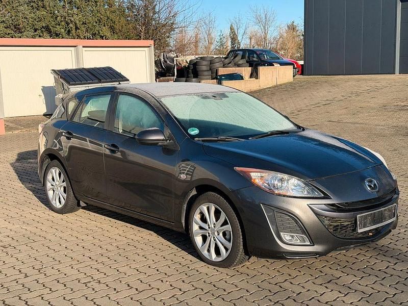 Grau Gebraucht 2011 Mazda 3 Limousine | 4.600 € (Guter Preis) - Bild 1/4