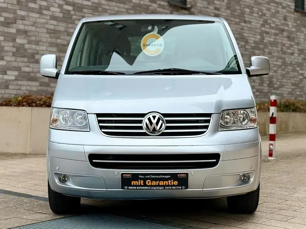 Używany VW T5 United 131 KM (96 kW) 2009 Srebrny Van