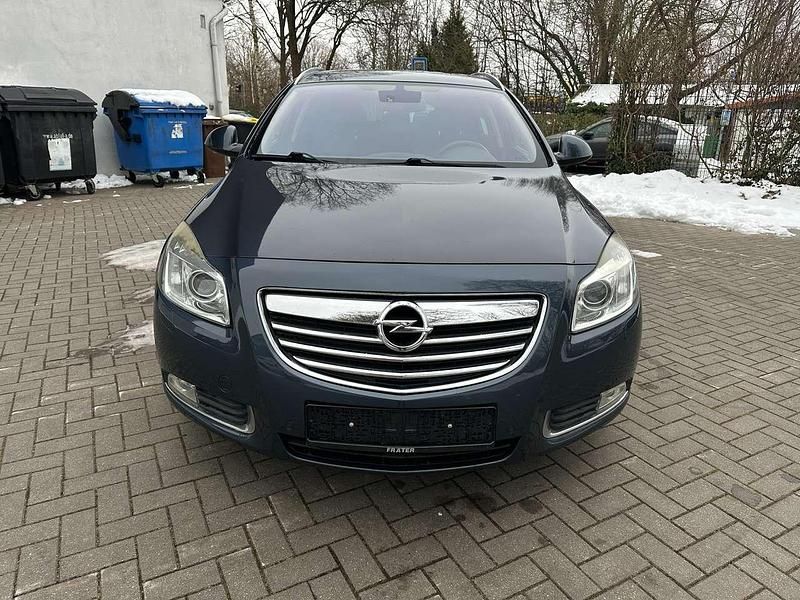 Gebraucht Opel Insignia Cosmo 160 PS (117 kW) 2009 Metro metallic Kombi