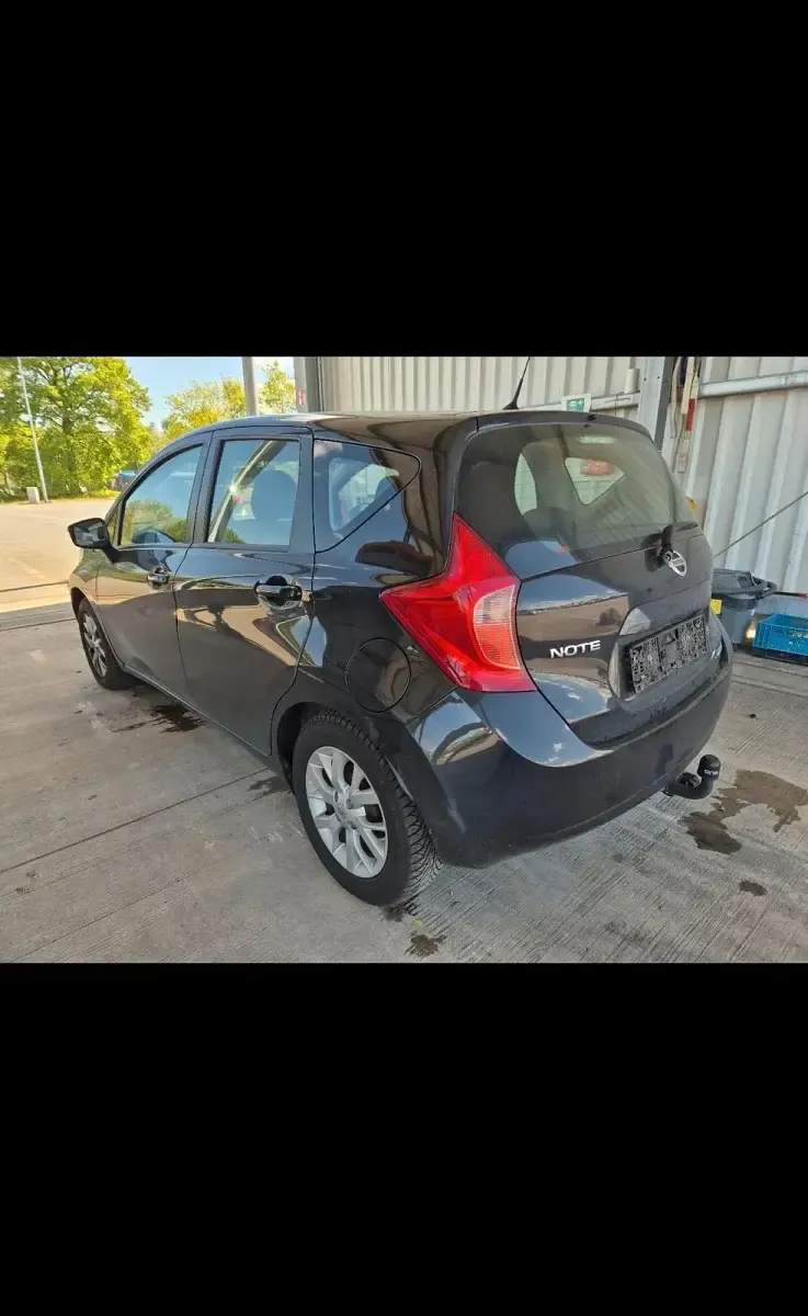 Gebraucht Nissan Note 90 PS (66 kW) 2014 Schwarz Kleinwagen