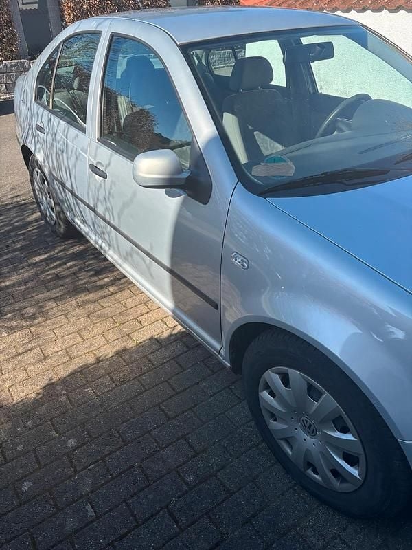 Gebraucht VW Bora 115 PS (84 kW) 1998 Silber Limousine