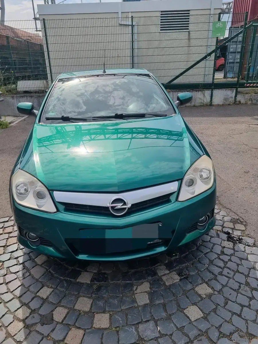 Gebraucht Opel Tigra 125 PS (91 kW) 2005 Grün Cabrio