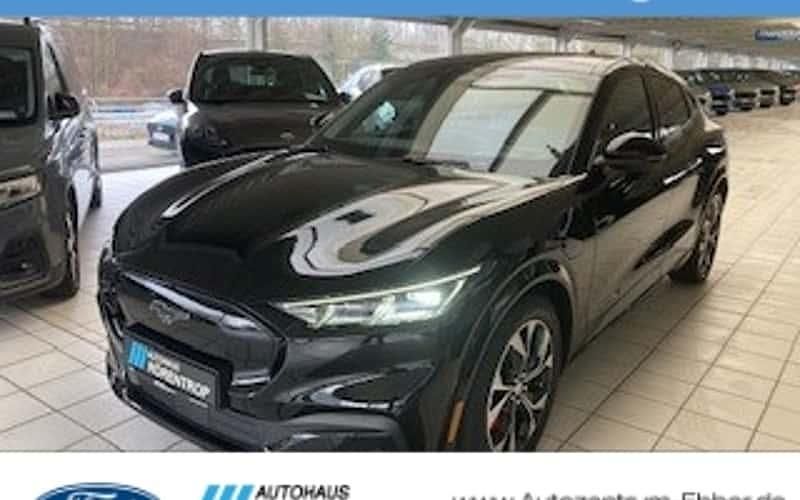 Schwarz Gebraucht 2022 Ford Mustang Mach-E SUV | 36.479 € (Superpreis) - Bild 1/4