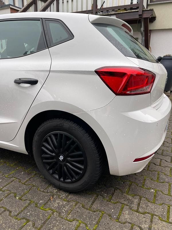 Usata Seat Ibiza Reference 80 CV (58 kW) 2018 Bianco Utilitaria
