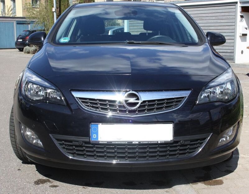 Schwarz Gebraucht 2010 Opel Astra Sport Limousine | 4.800 € (Guter Preis) - Bild 1/4