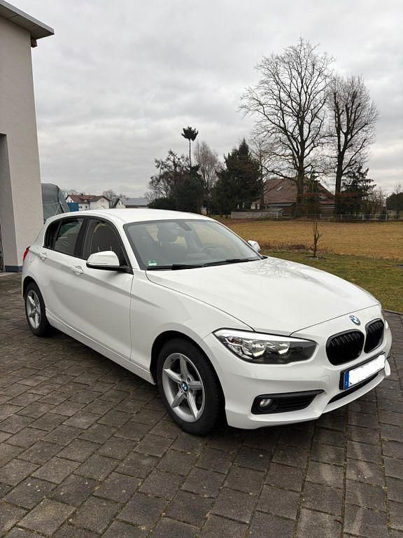 Gebraucht BMW 118 Advantage 150 PS (110 kW) 2016 Weiß Kleinwagen