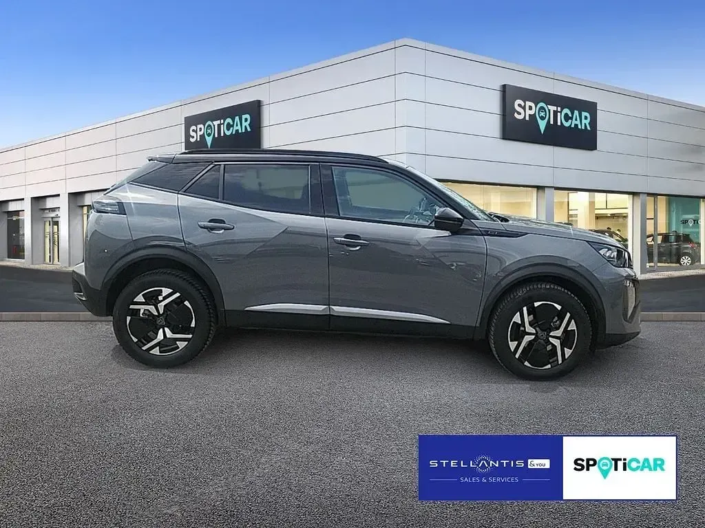 Gebraucht Peugeot 2008 GT 131 PS (96 kW) 2024 Grau SUV