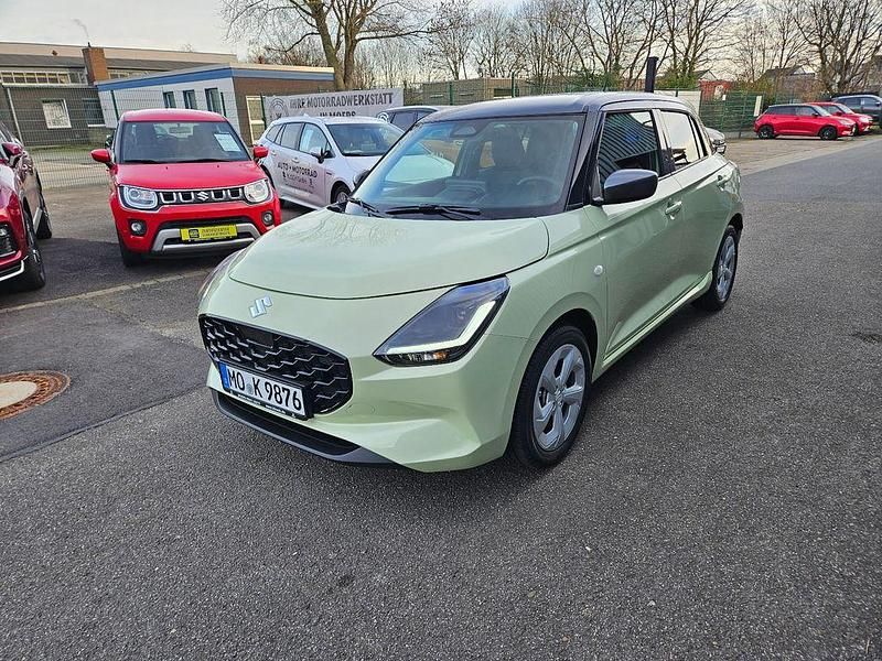 Neu Suzuki Swift Comfort 83 PS (61 kW) 2025 Gelb Limousine