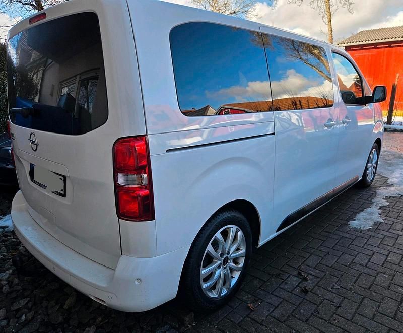 Gebraucht Opel Zafira Life 177 PS (130 kW) 2022 Weiß Van / Kleinbus