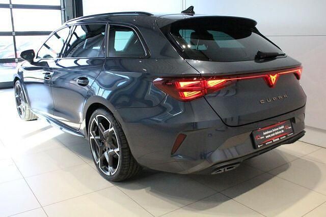 Gebraucht Cupra Leon 150 PS (110 kW) 2024 Magnetic grau metallic Kombi