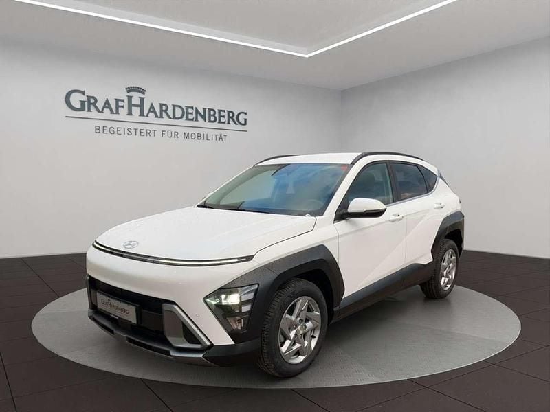 Atlas white / sol Neu 2025 Hyundai Kona Trend SUV | 26.990 € (Guter Preis) - Bild 1/4