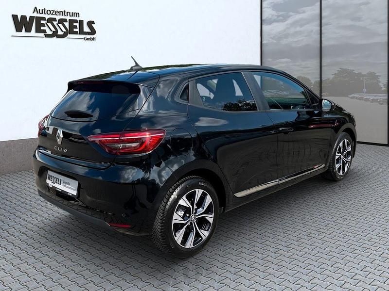 Gebraucht Renault Clio V Evolution 91 PS (66 kW) 2023 Schwarz Limousine