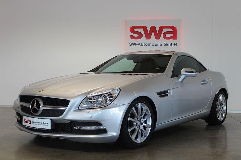 Silber Gebraucht 2011 Mercedes SLK350 Cabrio | 24.890 € (Fairer Preis) - Bild 1/4