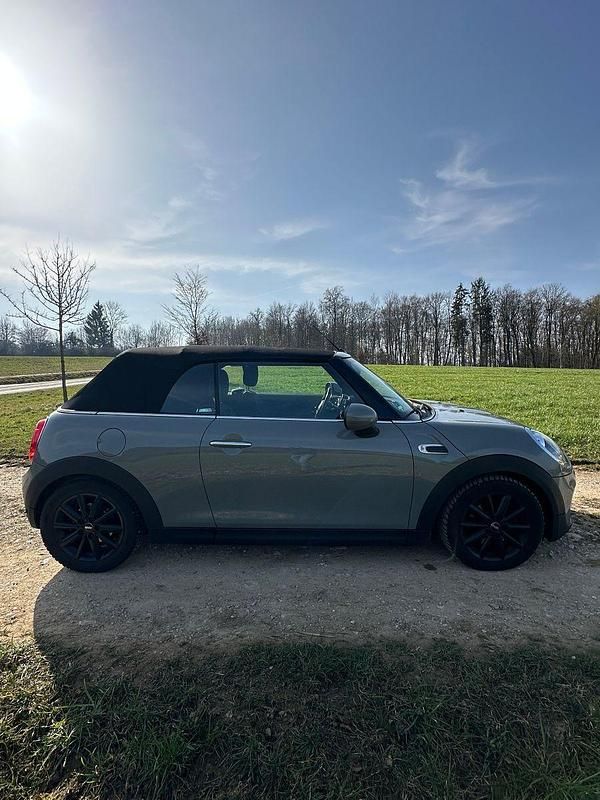 Gebraucht Mini Cooper 102 PS (75 kW) 2017 Grau Kleinwagen