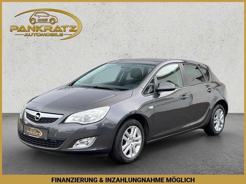 Gebraucht Opel Astra Design Edition 140 PS (102 kW) 2011 Karbongrau Limousine