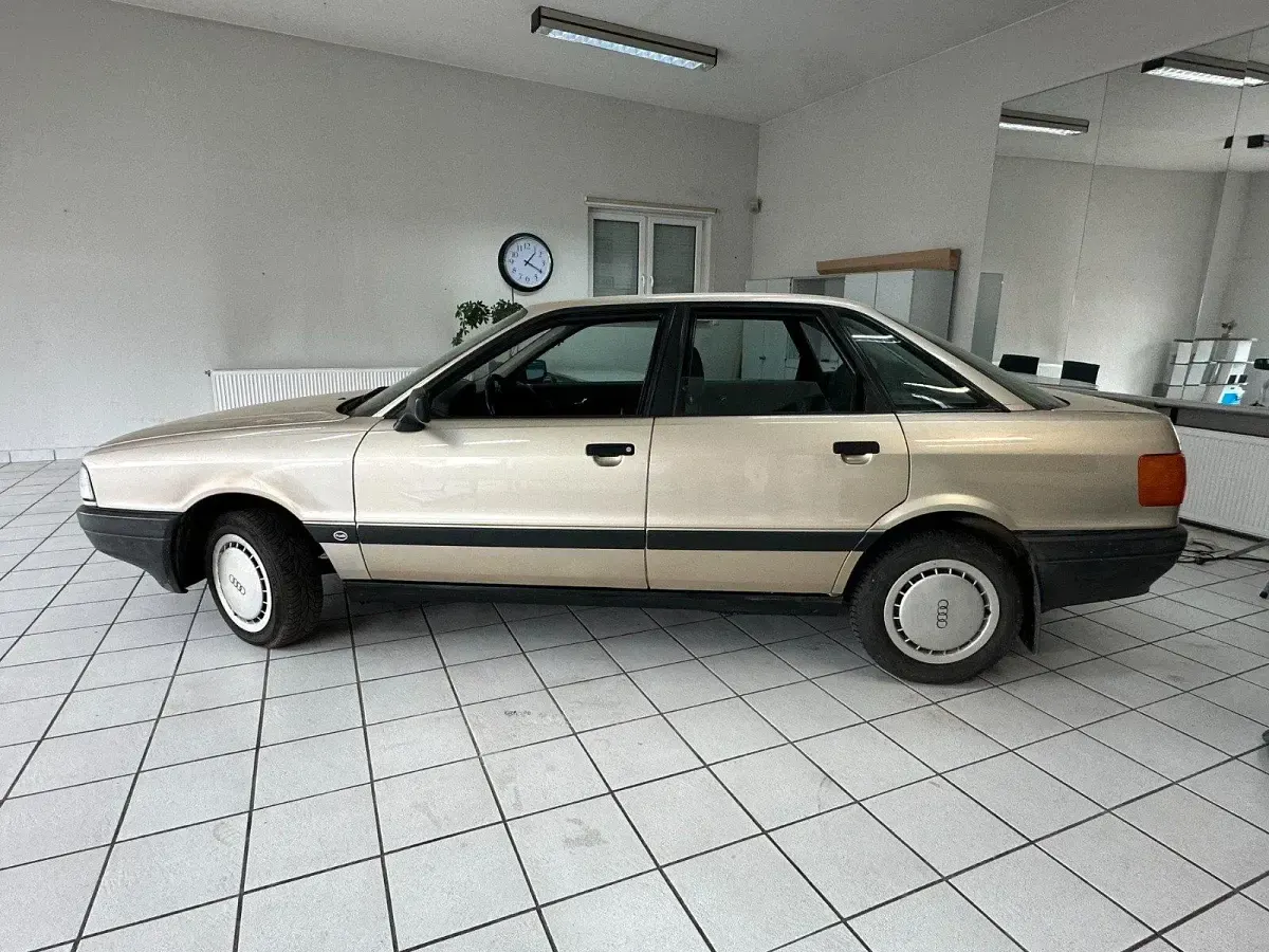 Gebraucht Audi 80 75 PS (55 kW) 1986 Gold Limousine