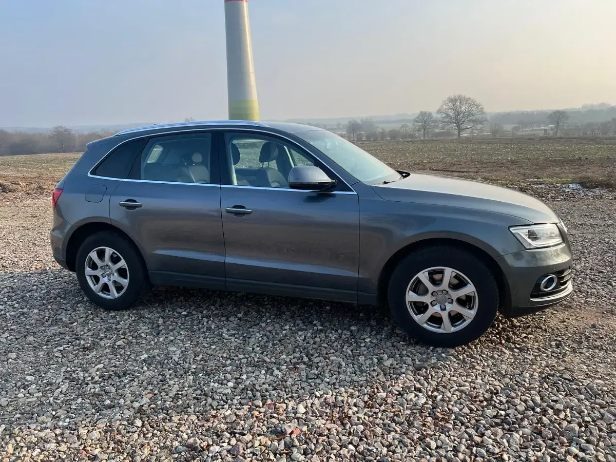 Second-hand Audi Q5 190 CP (139 kW) 2016 Gri SUV