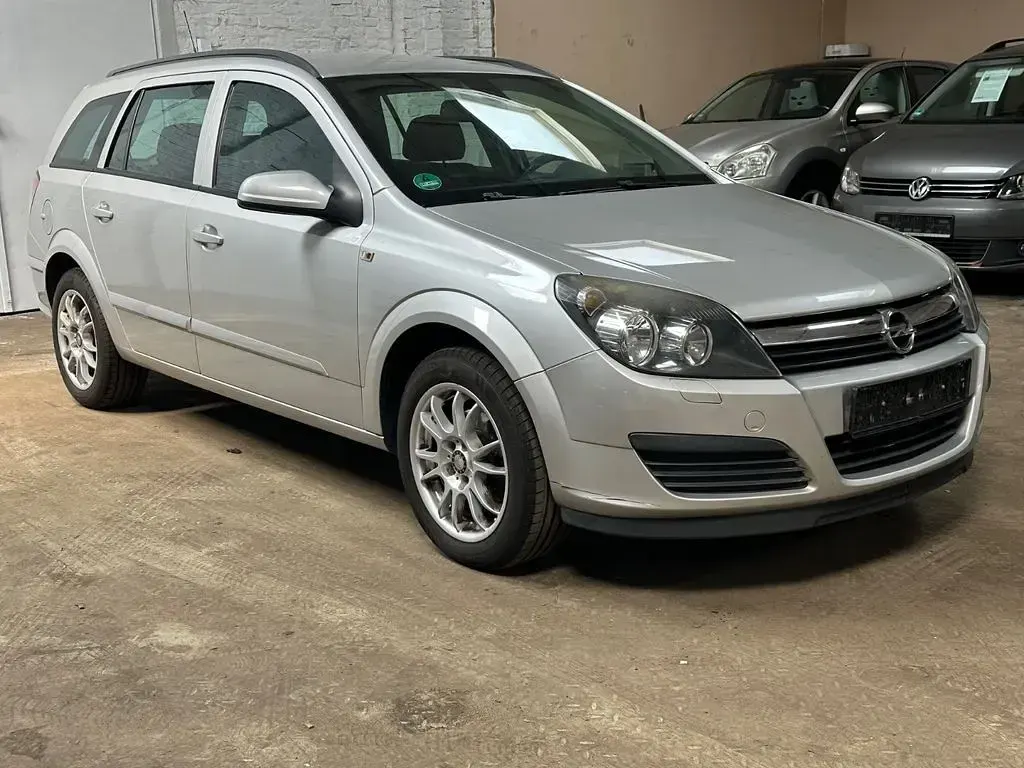 Gebraucht Opel Astra 125 PS (91 kW) 2007 Silber Kombi