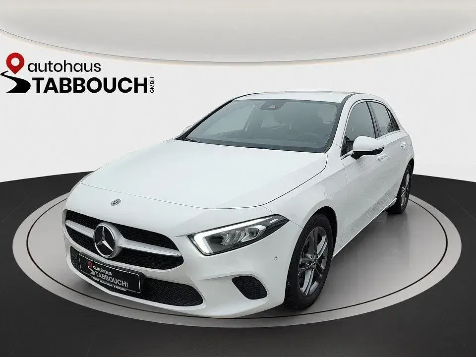 Gebraucht Mercedes A250 Progressive 224 PS (164 kW) 2018 Weiß Limousine