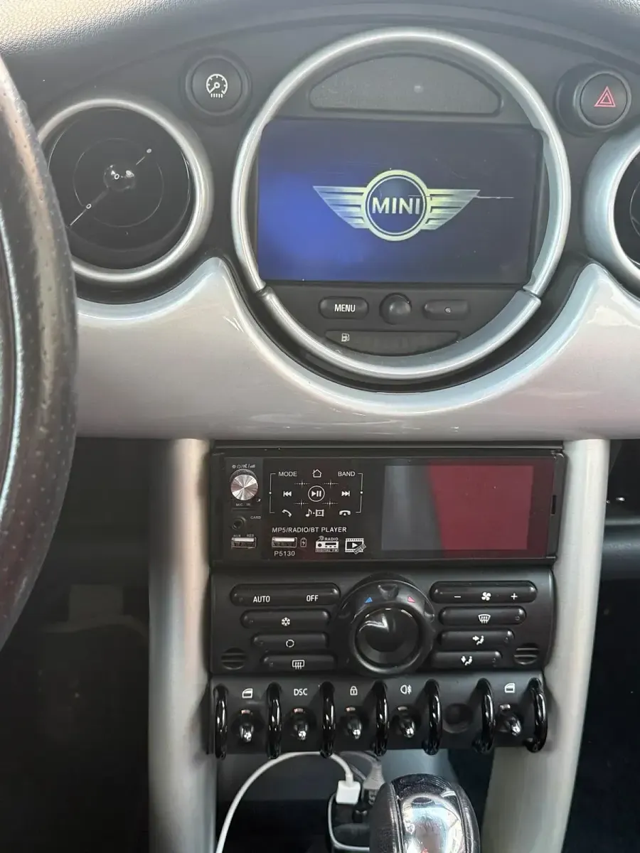 Używany Mini Cooper 116 KM (85 kW) 2003 Czerwony Hatchback