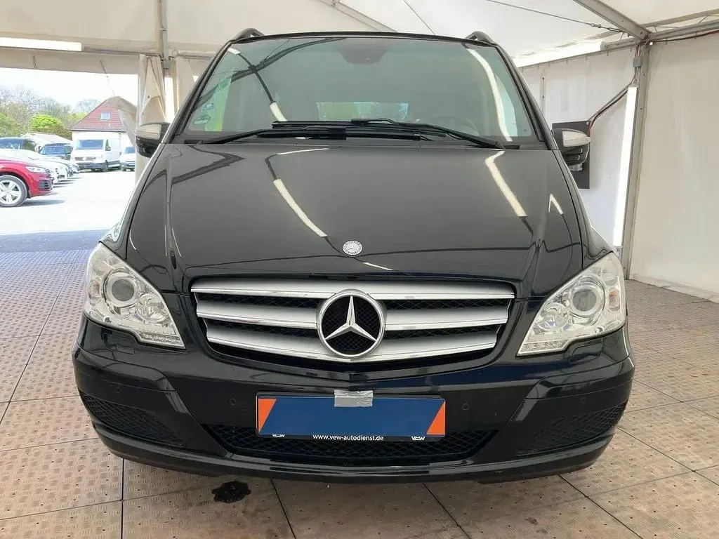 Gebraucht Mercedes Viano 163 PS (119 kW) 2012 Schwarz Van / Kleinbus
