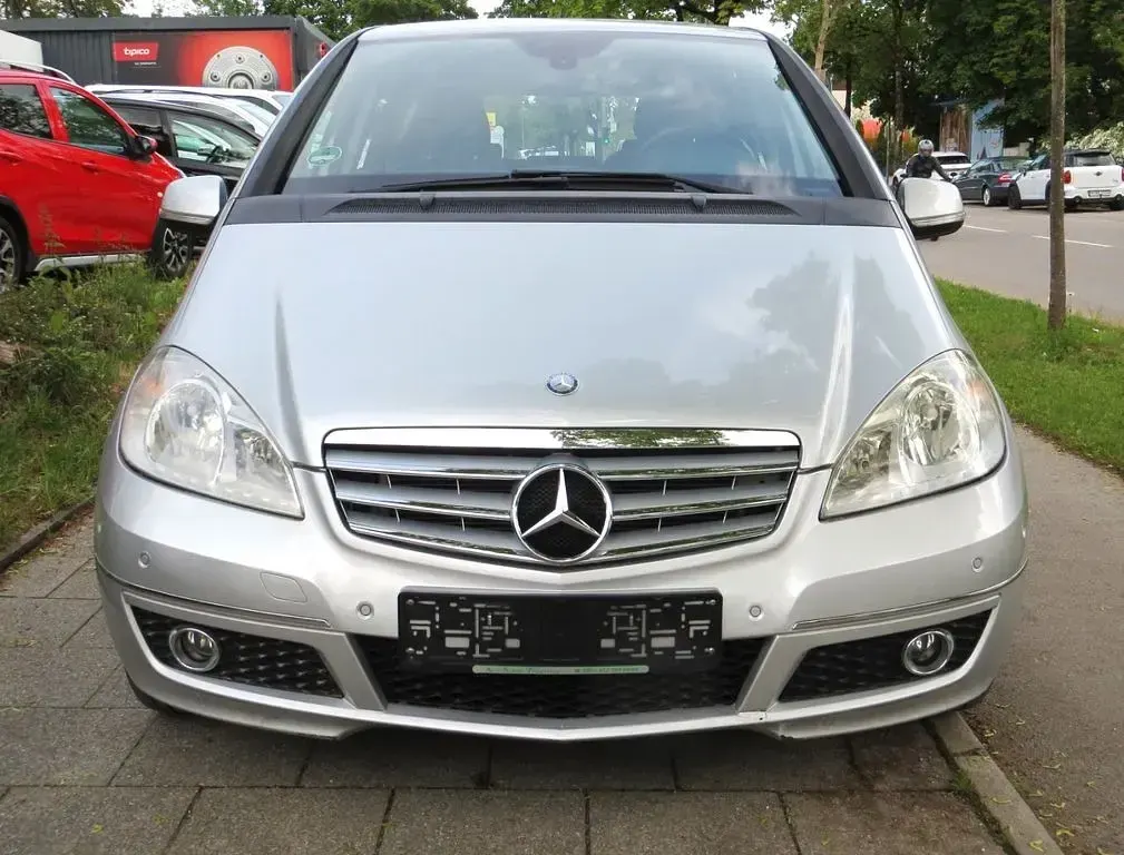 Gebraucht Mercedes A170 116 PS (85 kW) 2009 Silber Limousine
