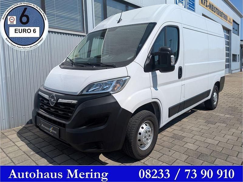 Weiß Gebraucht 2023 Opel Movano Edition Van | 23.950 € (Guter Preis) - Bild 1/4