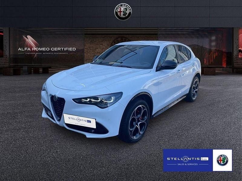 Weiß Gebraucht 2024 Alfa Romeo Stelvio Veloce SUV | 37.790 € (Guter Preis) - Bild 1/4